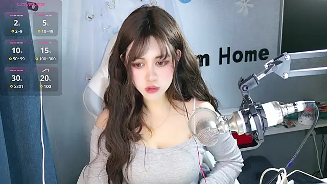 Snapshot of hanhan-baby chatting on February 2025 09:54:02 AM hanhan-baby online show from February 2025 09:54:02 AM
