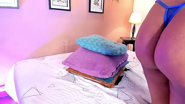 SofiaBennett  online show from March 2025 03:13:02 PM