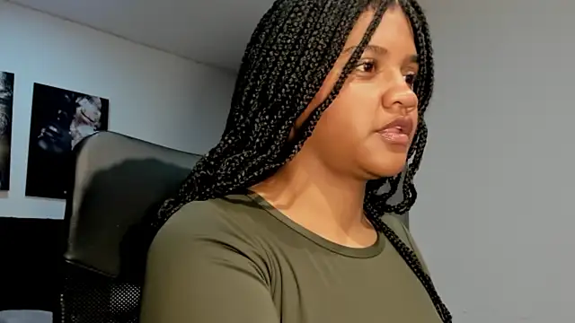 ZahraRose online show from October 2025 08:17:01 PM