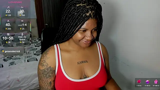 Snapshot of ZahraRose chatting on April 2026 10:58:02 AM ZahraRose online show from April 2026 10:58:02 AM