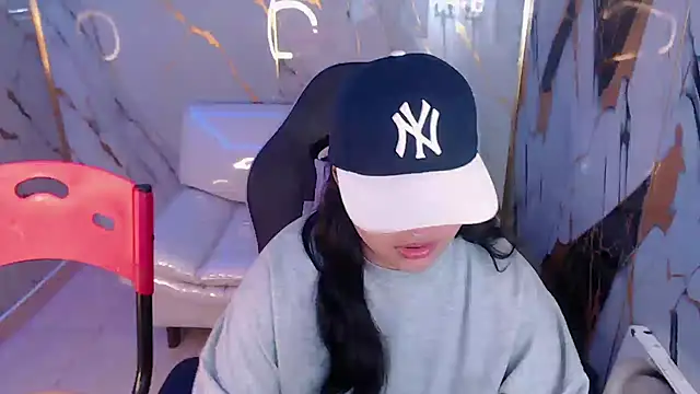 melany rouse18 online show from October 2025 01:53:01 PM