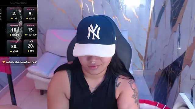 melany rouse18 online show from December 2025 05:42:02 PM