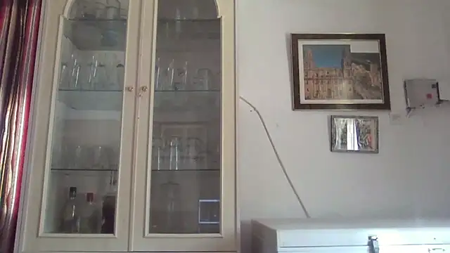 llopaco online show from October 2025 10:01:01 AM