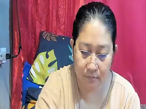 hotchubby88 online show from April 2026 11:36:01 PM