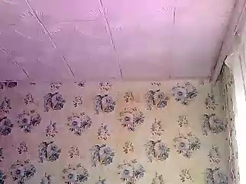 Snapshot of FlowerButterf chatting on December 2024 07:47:02 AM FlowerButterf online show from December 2024 07:47:02 AM