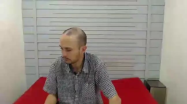 Snapshot of JhonTorres018 chatting on February 2025 07:10:01 PM JhonTorres018 online show from February 2025 07:10:01 PM