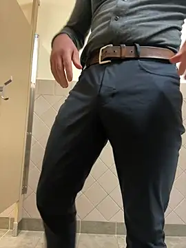 plaintreebull online show from February 2026 09:53:01 PM