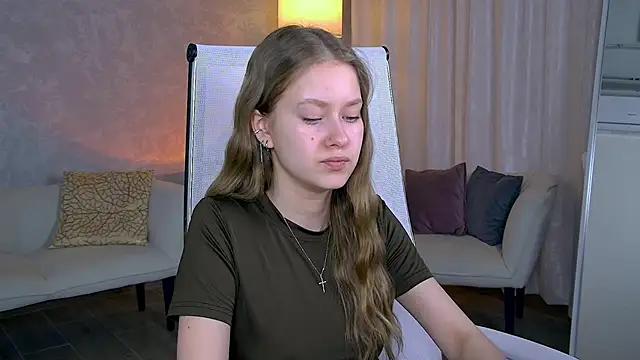 EveMundie online show from March 2026 09:10:02 AM