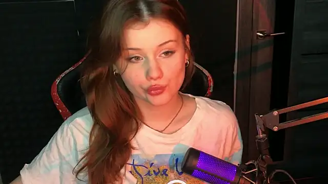 baby Milaaaaaaa online show from March 2025 04:56:02 PM