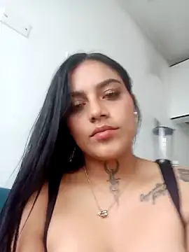 Emily sharlot online show from March 2025 09:43:02 PM