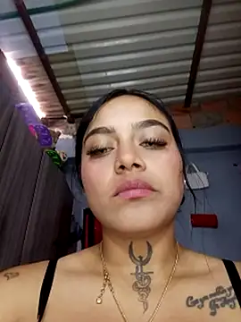 Emily sharlot online show from March 2025 07:28:01 PM