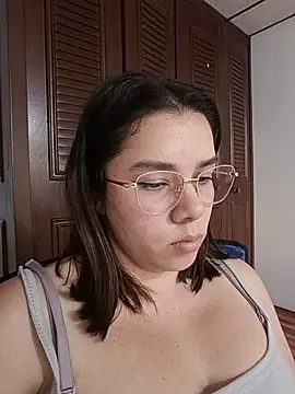 EmmaSulivan online show from February 2026 11:00:01 PM