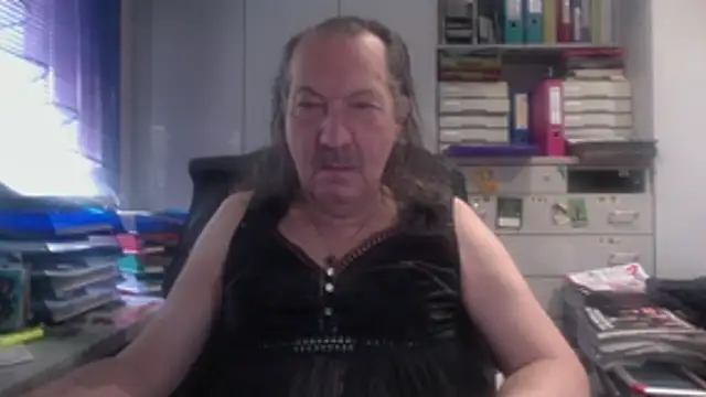 HMStraps01 online show from February 2026 07:07:02 AM