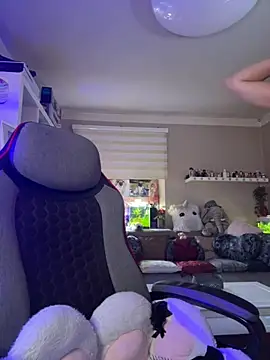 sexymelli18 online show from September 2025 05:13:01 PM