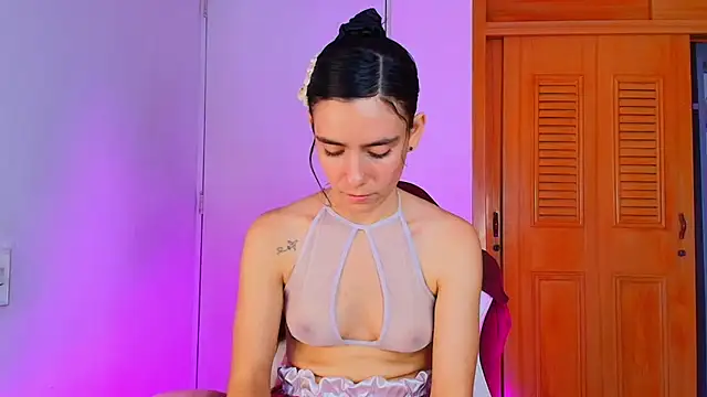 Peach Rose  online show from March 2025 09:25:02 PM