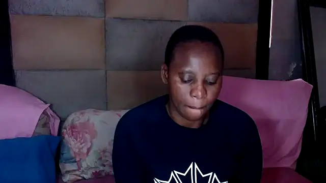 DIVAASS1 online show from April 2026 07:47:02 AM