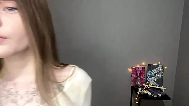 CarolinePepper online show from March 2025 05:07:02 PM