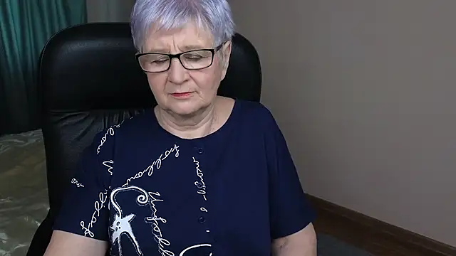 Sandra Snowflake online show from March 2025 04:28:02 AM