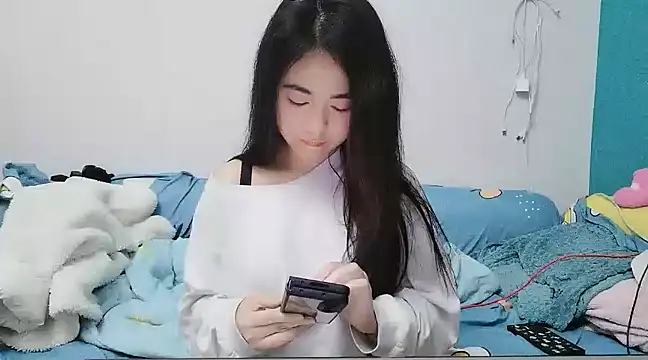 Snapshot of Lucy-xixi chatting on March 2025 12:44:02 PM Lucy-xixi online show from March 2025 12:44:02 PM