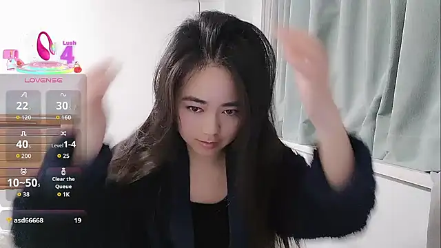 Snapshot of Lucy-xixi chatting on February 2026 05:19:01 AM Lucy-xixi online show from February 2026 05:19:01 AM