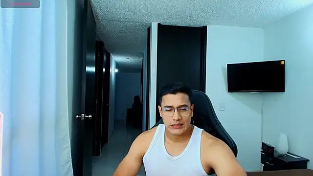 Yeicolevit online show from January 2026 10:58:02 PM