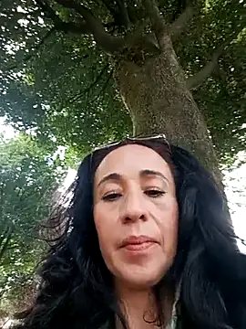 Coeur de luxure online show from February 2025 05:47:02 PM