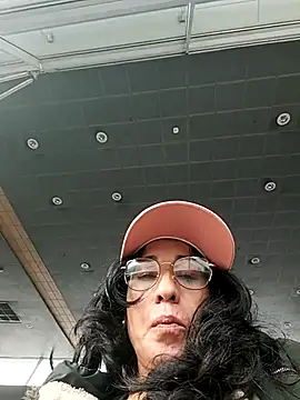 Coeur de luxure online show from March 2025 12:32:02 PM