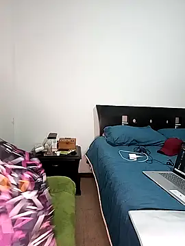 Coeur de luxure online show from March 2025 04:34:02 PM