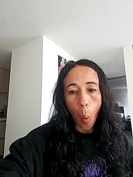 Coeur de luxure online show from October 2025 02:37:01 PM