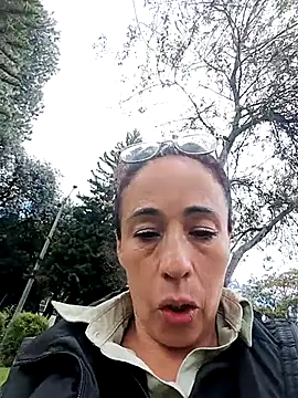 Coeur de luxure online show from November 2025 03:25:01 PM