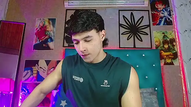 LiamAndrewzz online show from March 2026 04:27:01 AM