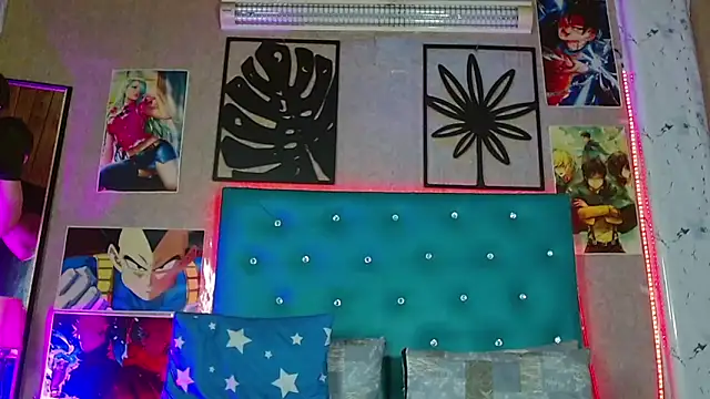 LiamAndrewzz online show from April 2026 03:48:01 AM