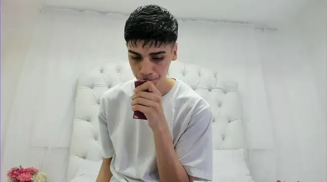 frank jhonsson online show from February 2025 07:04:02 PM