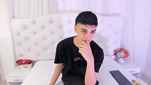 frank jhonsson online show from September 2025 05:14:01 PM