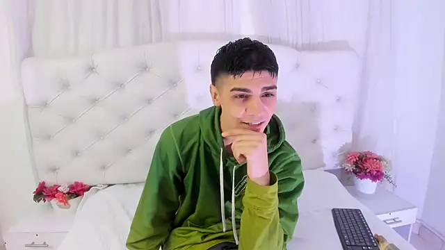 frank jhonsson online show from October 2025 07:11:01 PM