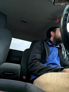 Snapshot of QueenM3 chatting on November 2025 10:22:02 PM QueenM3 online show from November 2025 10:22:02 PM