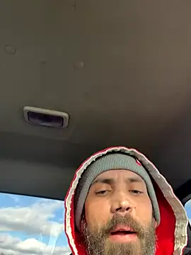 Snapshot of QueenM3 chatting on November 2025 07:27:01 PM QueenM3 online show from November 2025 07:27:01 PM