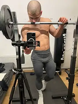 Snapshot of pesyelisa chatting on February 2025 06:57:02 PM pesyelisa online show from February 2025 06:57:02 PM