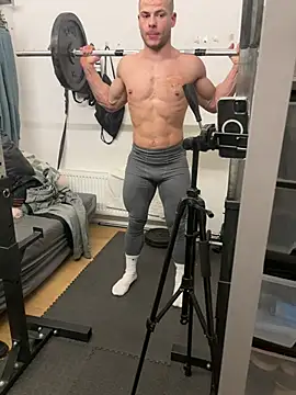 Snapshot of pesyelisa chatting on February 2025 06:42:01 PM pesyelisa online show from February 2025 06:42:01 PM