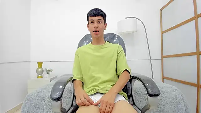 Johann sex online show from September 2025 03:56:02 PM