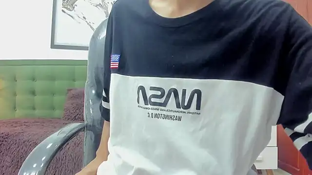 Johann sex online show from October 2025 05:33:01 PM