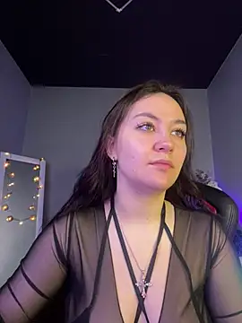 AshleySkott  online show from March 2025 07:30:02 AM