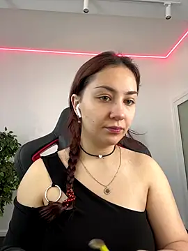 AshleySkott  online show from September 2025 08:05:01 AM