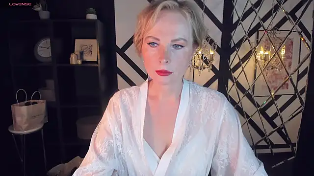 Snapshot of Sandra_Kind chatting on February 2025 05:35:01 AM Sandra Kind online show from February 2025 05:35:01 AM