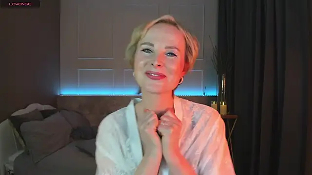 Snapshot of Sandra_Kind chatting on March 2025 11:39:02 AM Sandra Kind online show from March 2025 11:39:02 AM