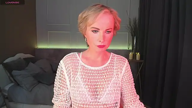 Snapshot of Sandra_Kind chatting on March 2025 05:29:02 AM Sandra Kind online show from March 2025 05:29:02 AM