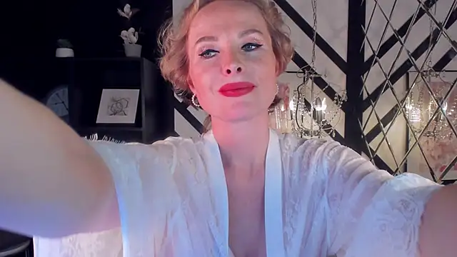 Snapshot of Sandra_Kind chatting on March 2025 08:36:01 AM Sandra Kind online show from March 2025 08:36:01 AM