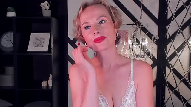 Snapshot of Sandra_Kind chatting on March 2025 11:41:01 AM Sandra Kind online show from March 2025 11:41:01 AM