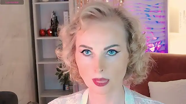 Snapshot of Sandra_Kind chatting on January 2026 05:33:01 AM Sandra Kind online show from January 2026 05:33:01 AM