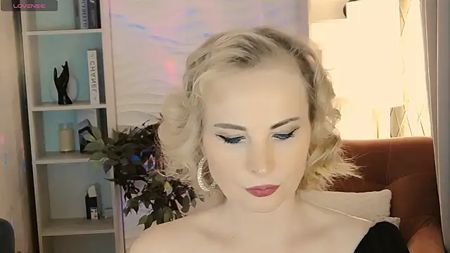 Snapshot of Sandra_Kind chatting on March 2026 05:35:02 AM Sandra Kind online show from March 2026 05:35:02 AM